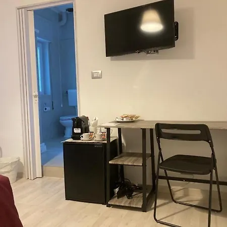 Gatto Bianco Picone 19 בית הארחה בארי