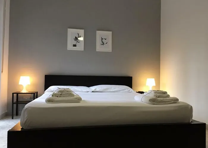 Gatto Bianco Picone 19 Affittacamere Bari