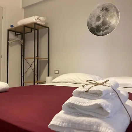 Gatto Bianco Picone 19 3* باري