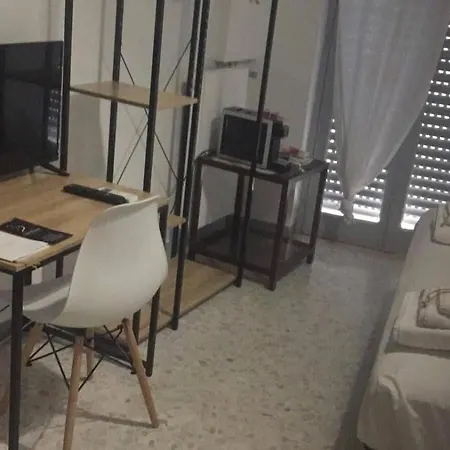 Gatto Bianco Picone 19 بيت ضيافة باري