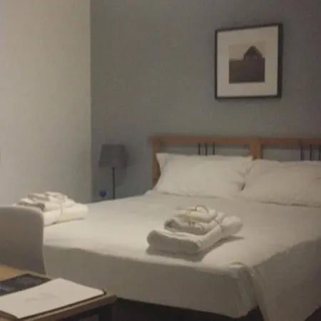 Gatto Bianco Picone 19 3* Bari